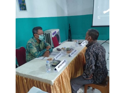 FOTO WAWANCARA DENGAN ORANG TUA WALI